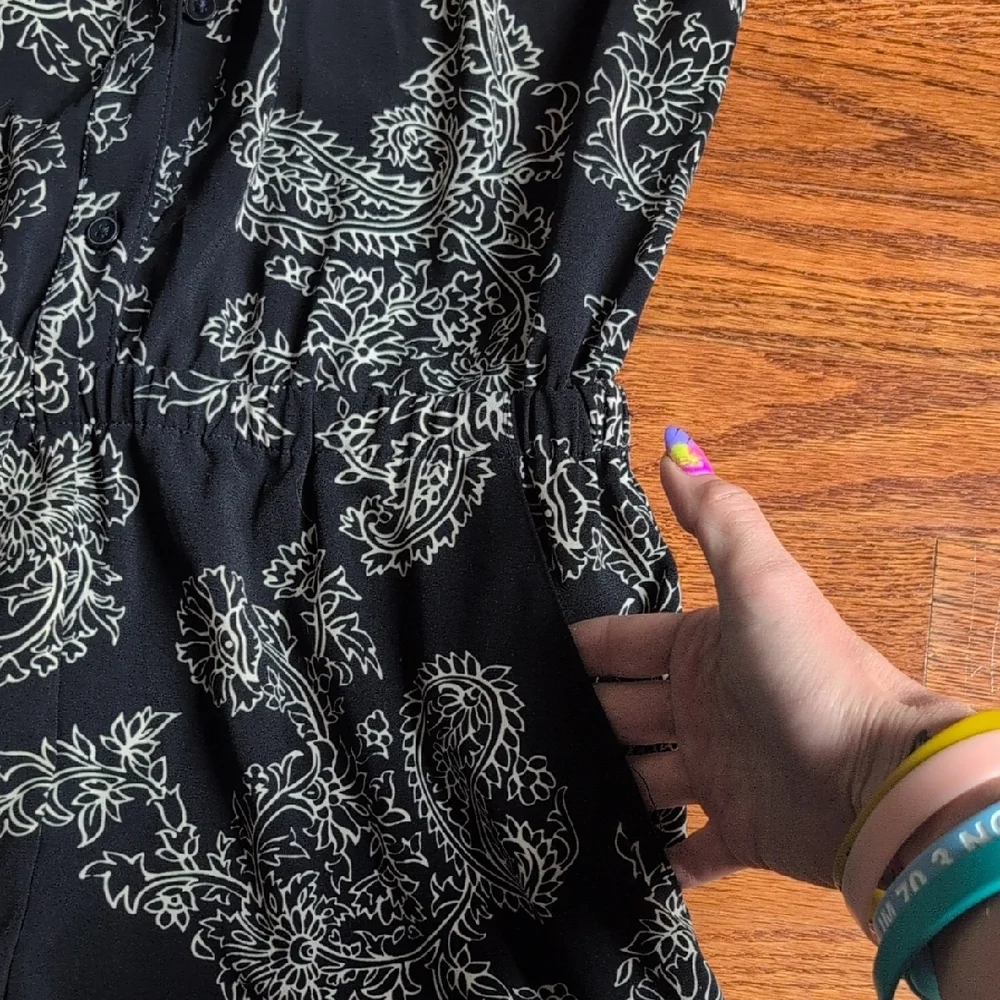 Ann Taylor Navy and White Paisley Dress - Picture 4 of 4